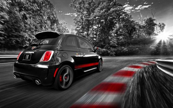 Fiat 2015 Abarth differs significantly