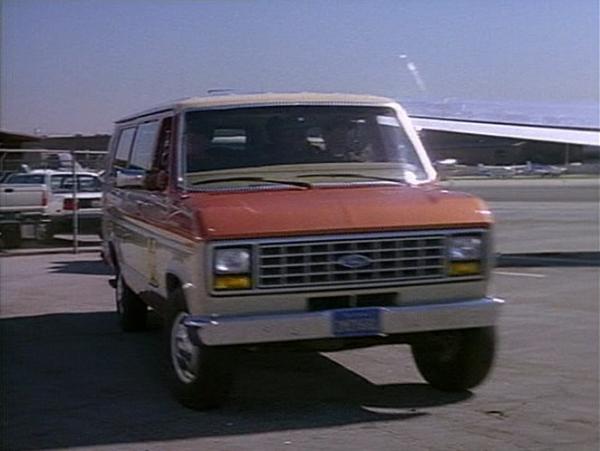 Ford Club Wagon 1985 #3