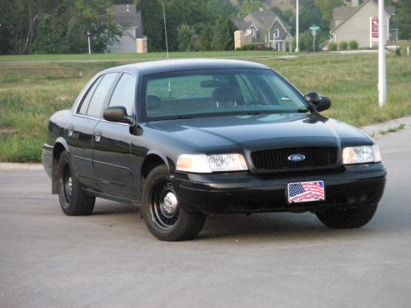 Ford Crown Victoria 2001 #2