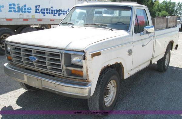 Ford F250 1982 #3