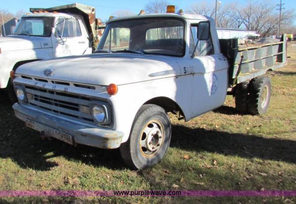 Ford F350 1962 #2