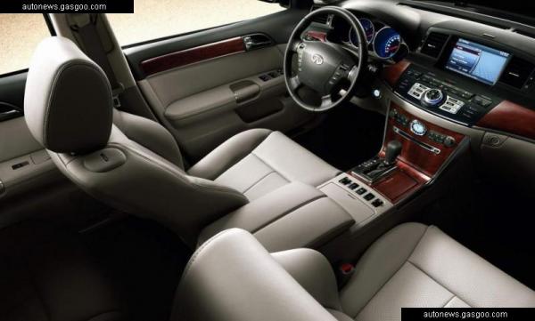 2010 Infiniti M35