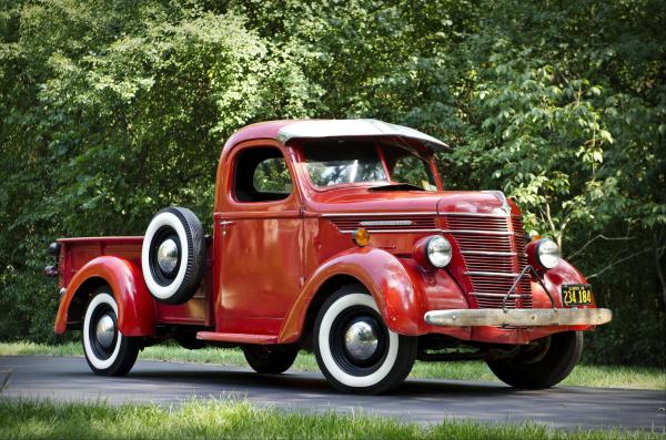 1939 International D-2