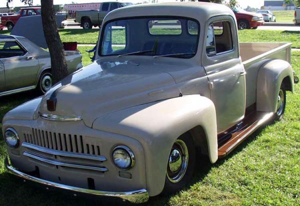 International Pickup 1951 #1