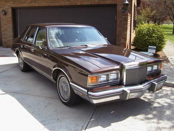 Lincoln Continental 1983 #2