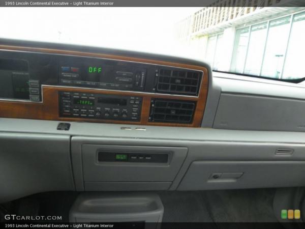 Lincoln Continental 1993 #3