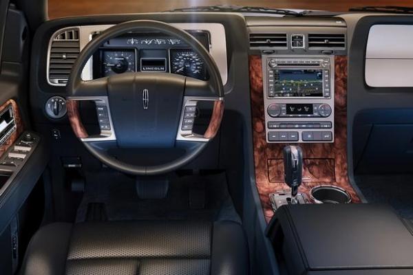 Lincoln Navigator 2014 #1