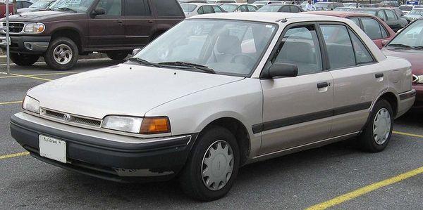 Mazda 323 1990 #4
