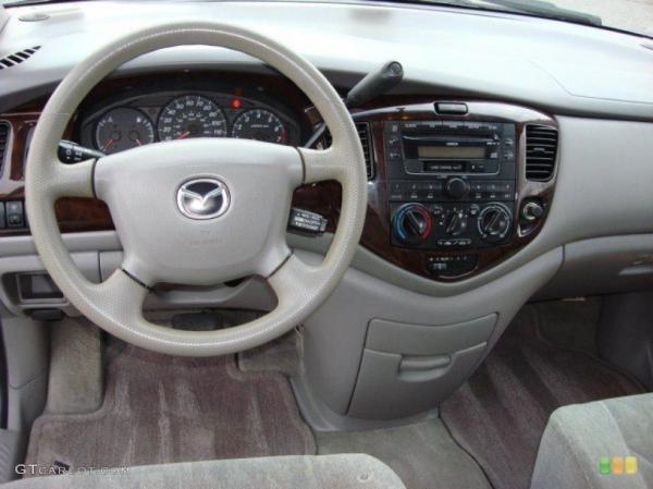 2001 Mazda MPV