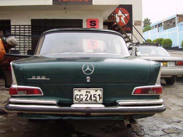 Mercedes-Benz 220 1963 #4