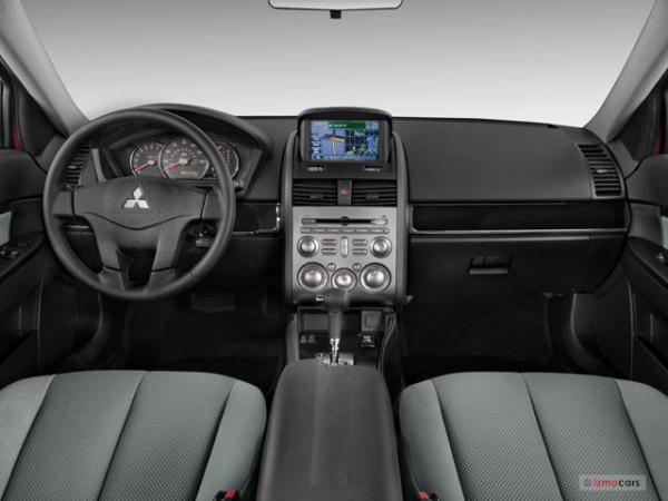 Mitsubishi Galant 2011 #5