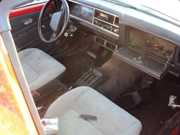 Mitsubishi Pickup 1986 #3