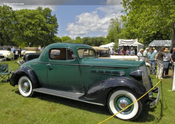 Packard 120B