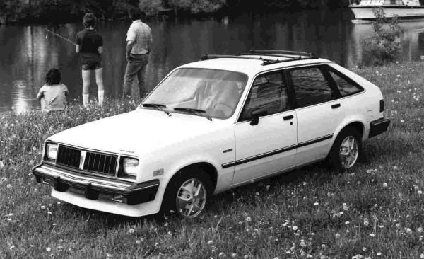 Pontiac 1000 1986 #1