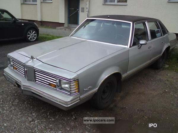 Pontiac LeMans 1981 #2