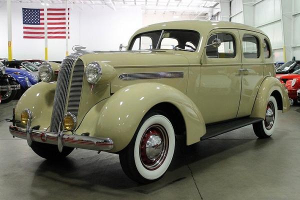 Pontiac Silver Streak 1936 #2