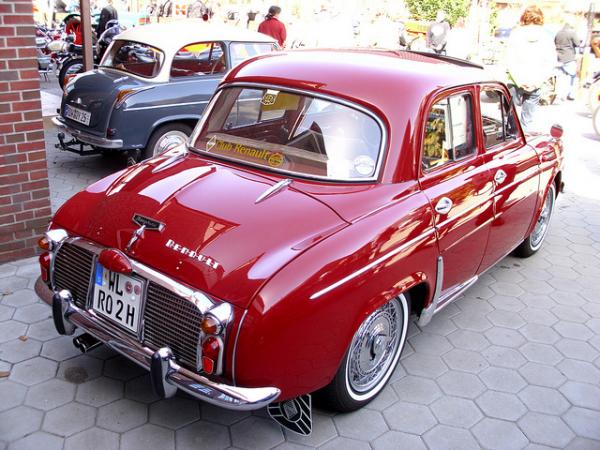 Renault Dauphine 1965 #2