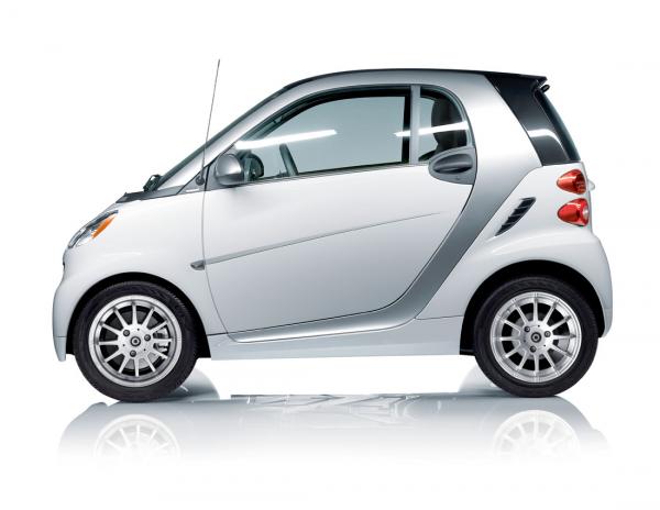 2011 smart fortwo - Information and photos - MOMENTcar