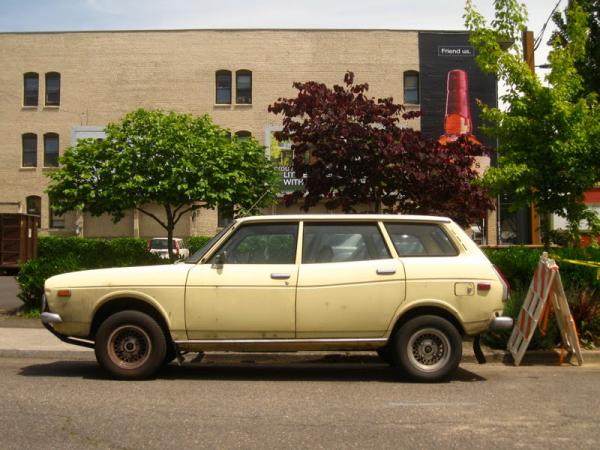 Subaru 1600 1977 #4