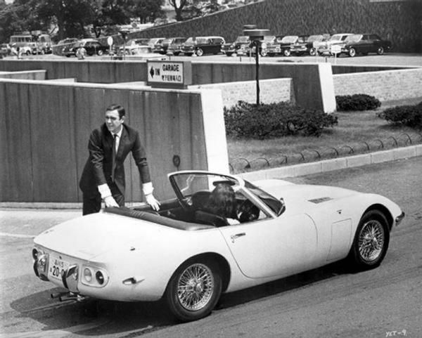 The first Japanese supercar, Toyota 2000 GT