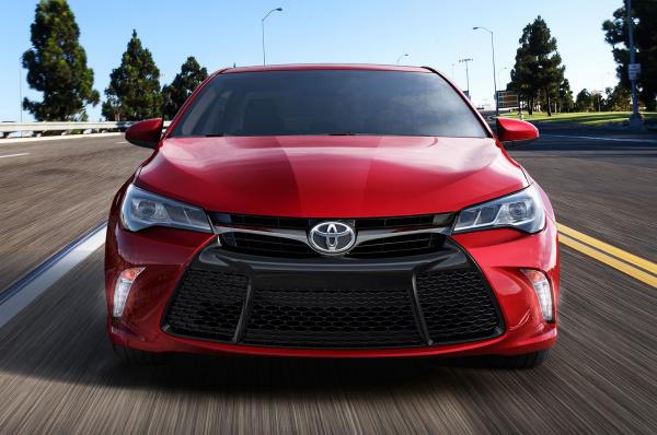 Toyota 2015 Camry Changes only in the best side!