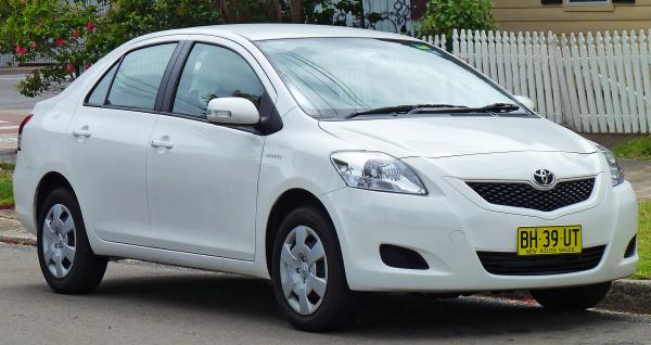 Toyota Yaris 2010 #1