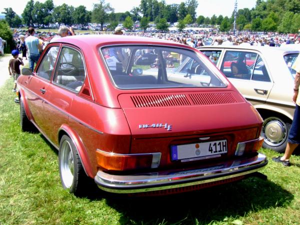 Volkswagen 411 1971 #1
