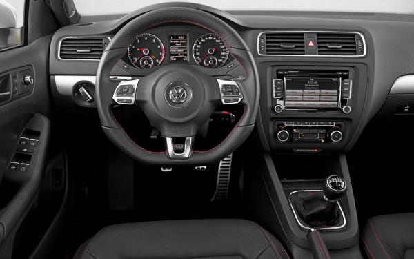 Volkswagen Jetta GLI 2013 #2