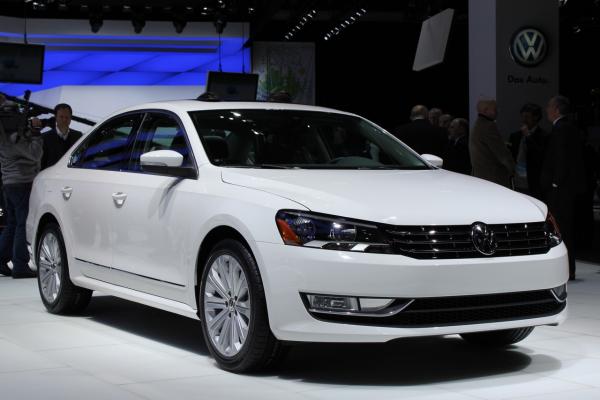 Volkswagen Passat 2012 #4