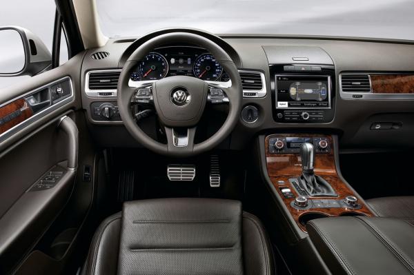 Volkswagen Touareg 2011 #2